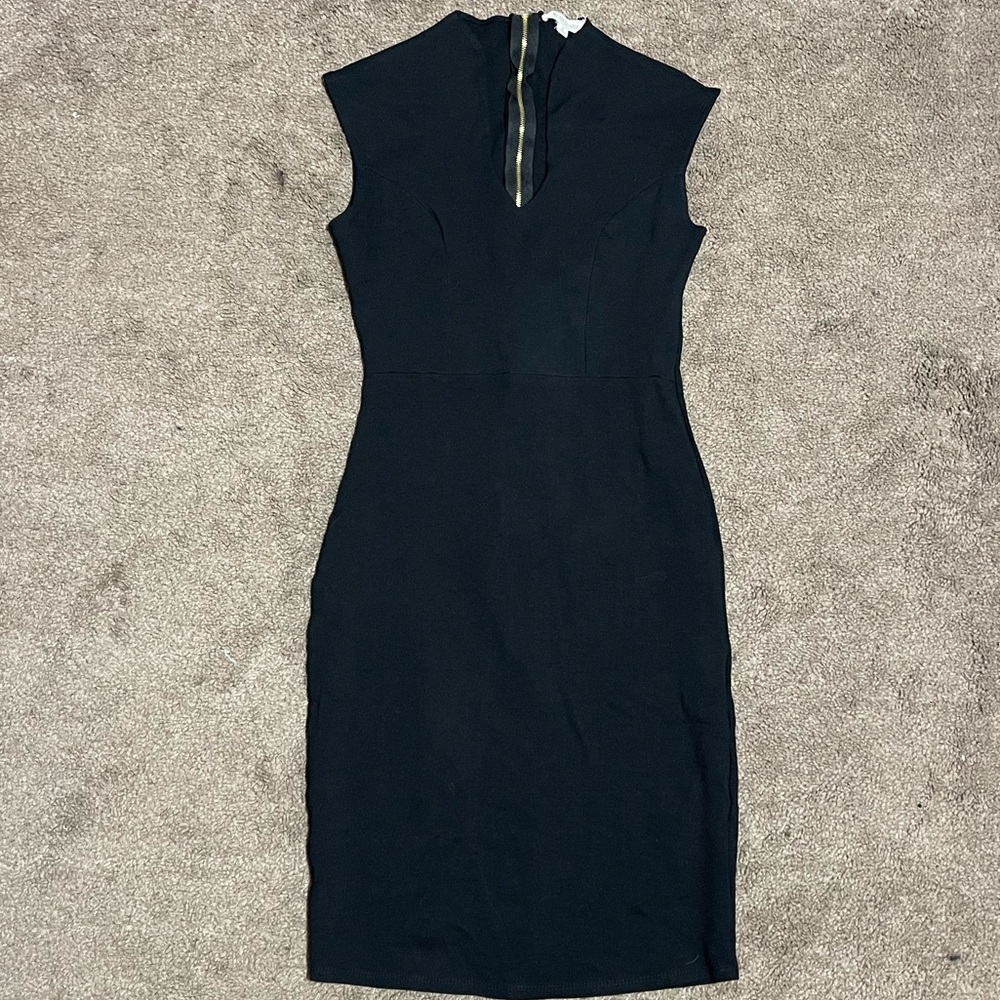 ROLLACOSTER SIZE SMALL FITTED DRESS